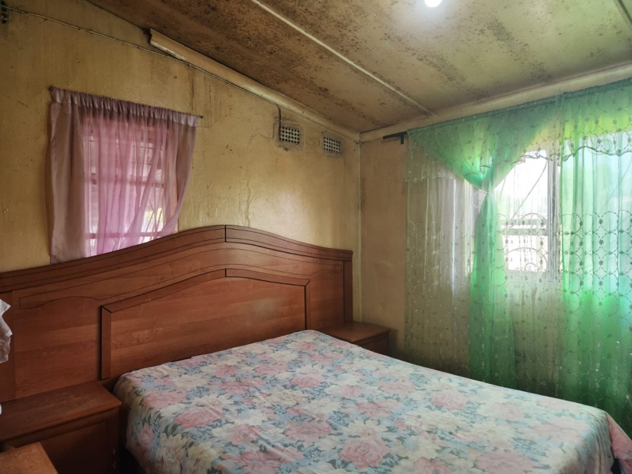 2 Bedroom Property for Sale in Conville Western Cape